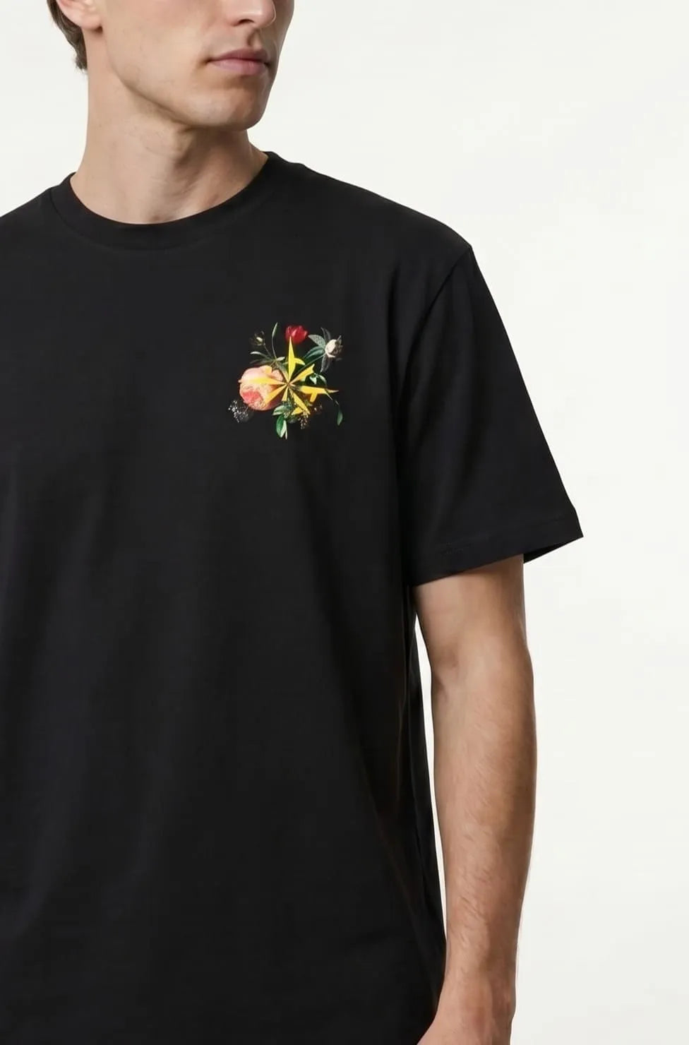 Floral Harmony - Pitch Black