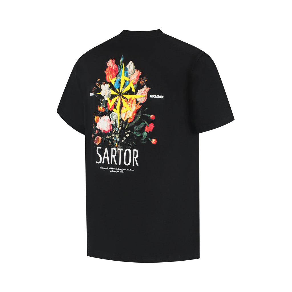 Floral Harmony - Pitch Black T-shirt